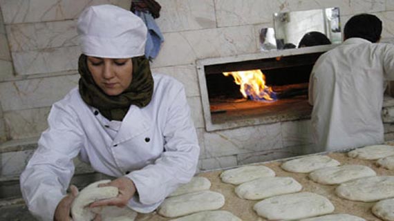 بازرسی از ۴۵۰۰۰ واحد آرد و نان در آذربایجان‌غربی